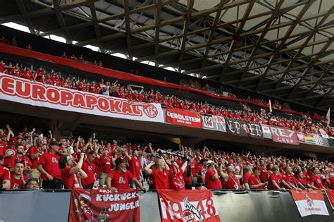 porno stadio nizza|Porno allo stadio, il set montato nei bagni durante la partita del ...